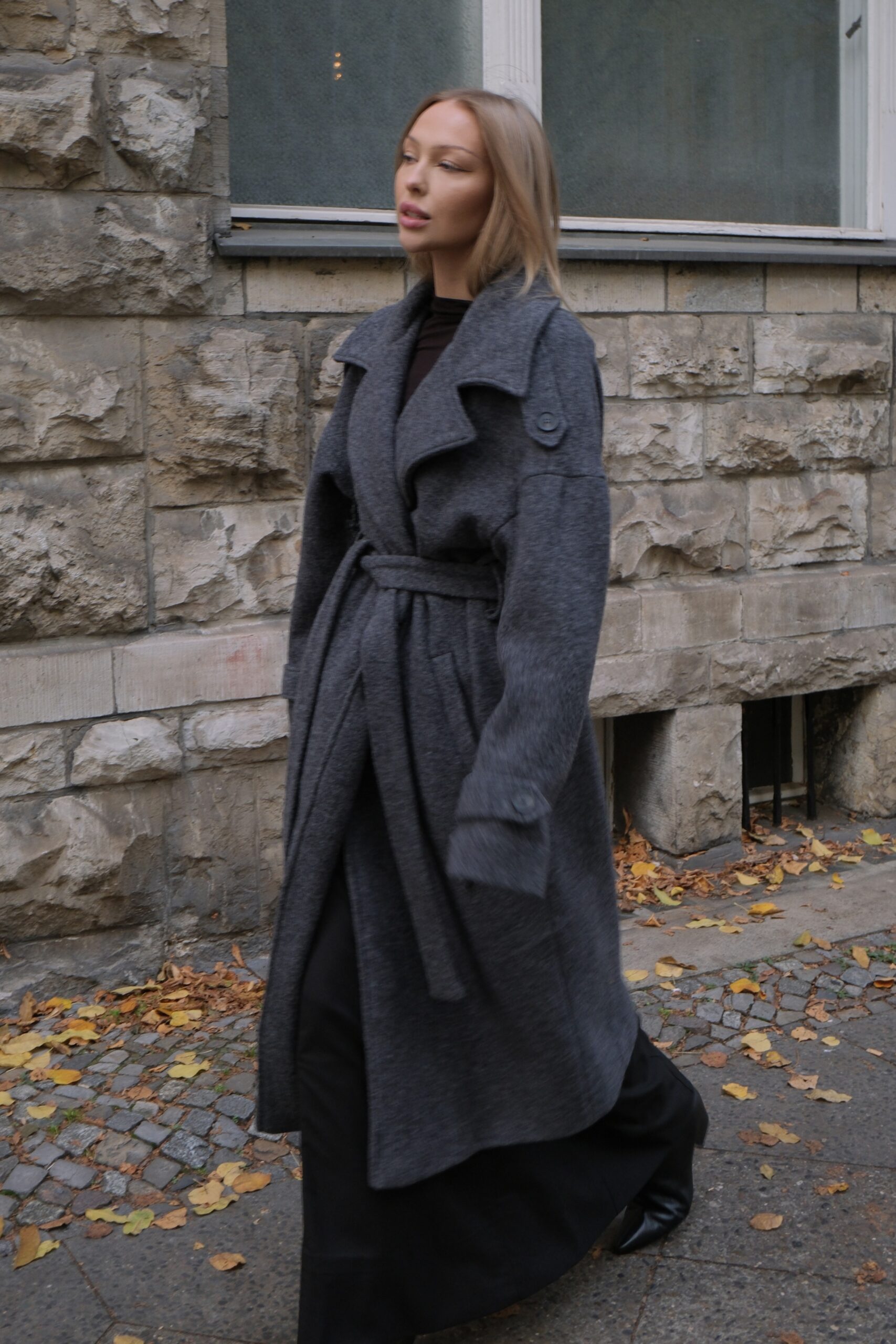 WEŁNIANY PŁASZCZ SIMONE