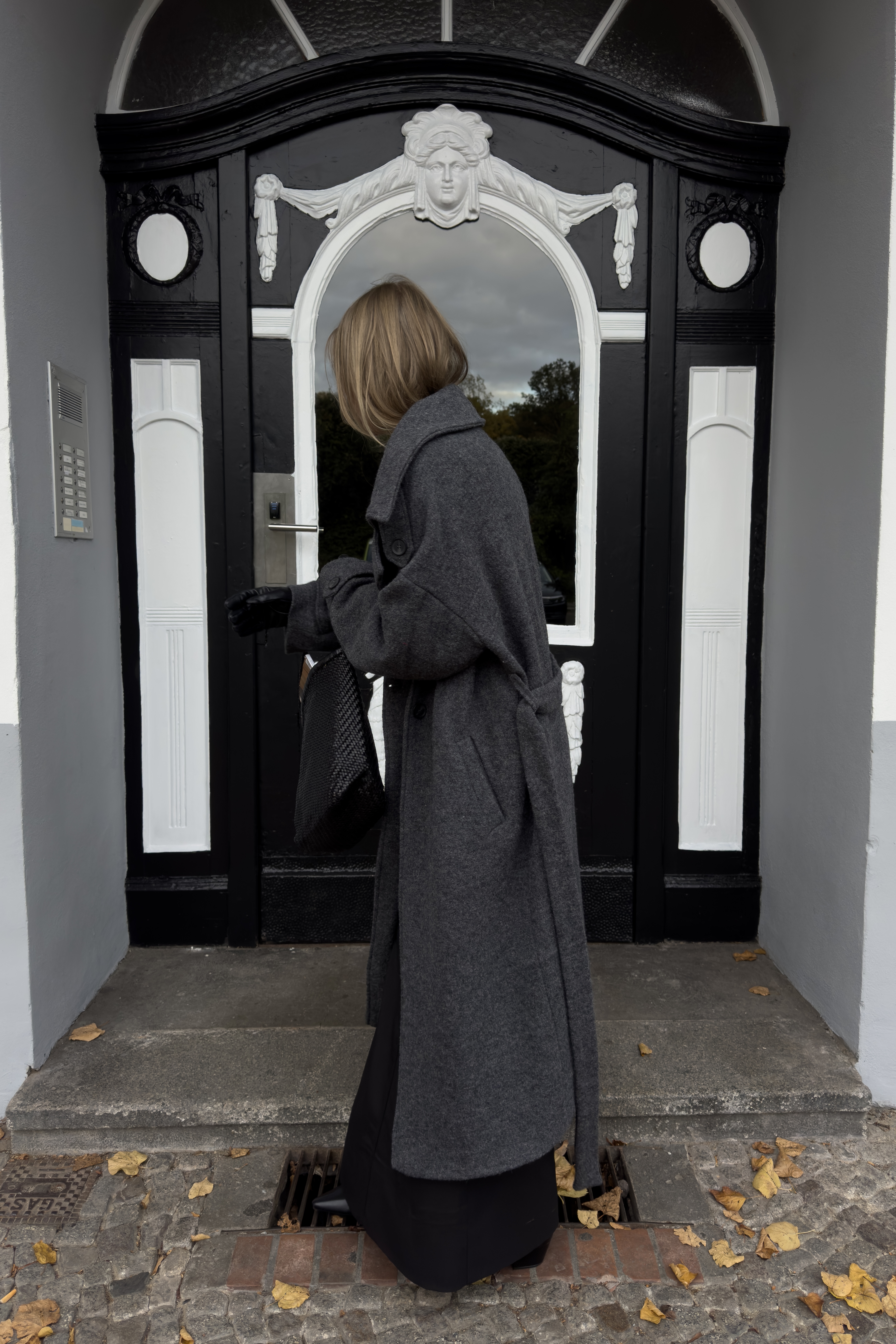 WEŁNIANY PŁASZCZ SIMONE - obrazek 3